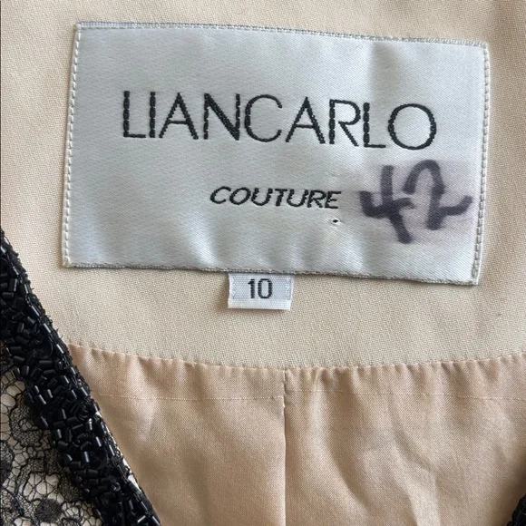 Elegant Black Lace Women's Top ( Vintage ) - Picture 6 of 11